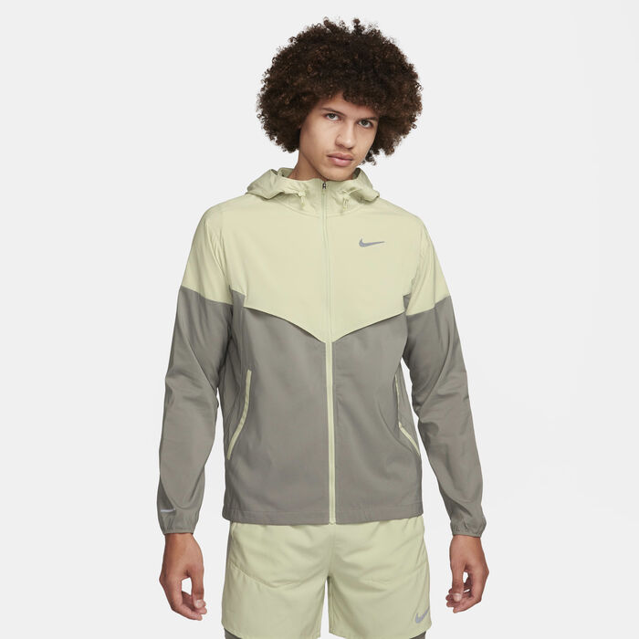 Nike Men's Windrunner Repel Running Jacket Green Nike Men's Windrunner Repel Running Jacket Green image number 0