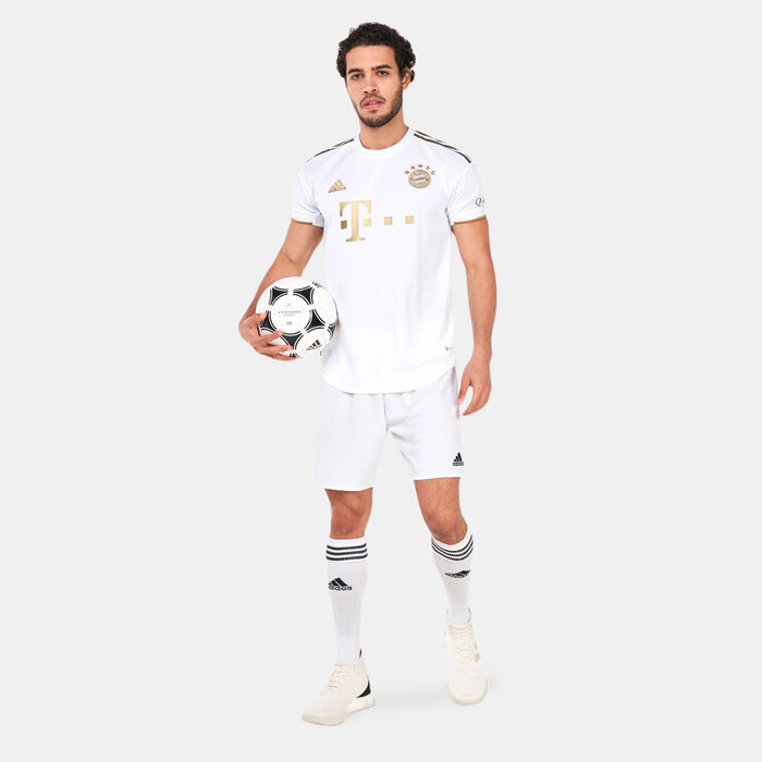 adidas Men's F.C. Bayern Away Original Jersey - 2022/23 White adidas Men's F.C. Bayern Away Original Jersey - 2022/23 White image number 2