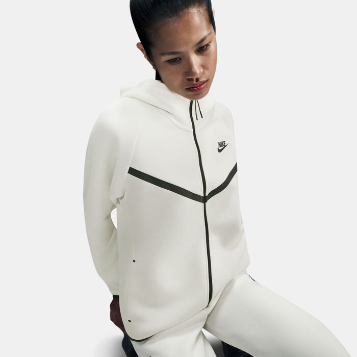 Nike Women's Sportswear Tech Fleece Windrunner Full-Zip Hoodie Ivory image number 4