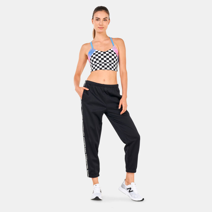 New Balance Women's Relentless Printed Crop Sports Bra Black New Balance Women's Relentless Printed Crop Sports Bra Black image number 2