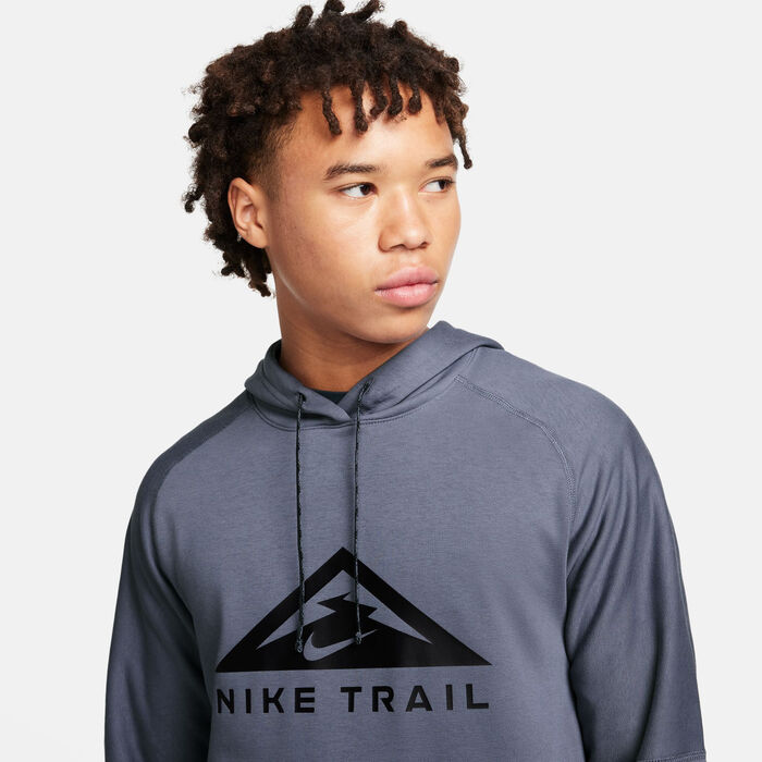 Nike Men's Trail Magic Hour Dri-FIT Running Hoodie Grey Nike Men's Trail Magic Hour Dri-FIT Running Hoodie Grey image number 3