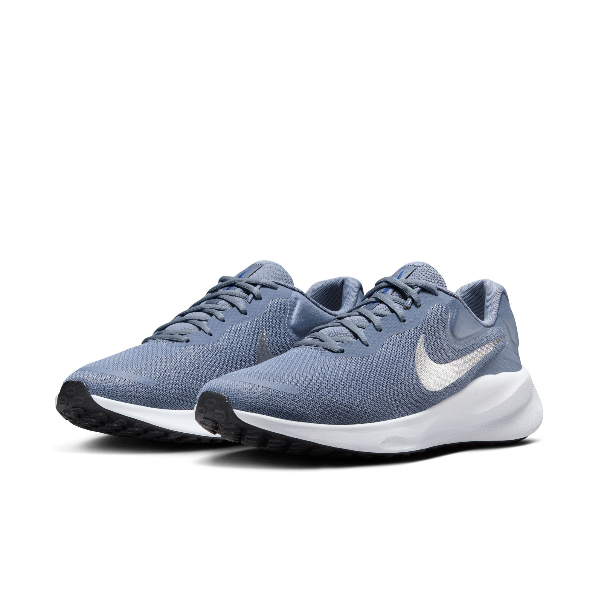 Buy Nike Sports Shoes in Riyadh KSA for Men Women Kids SSS