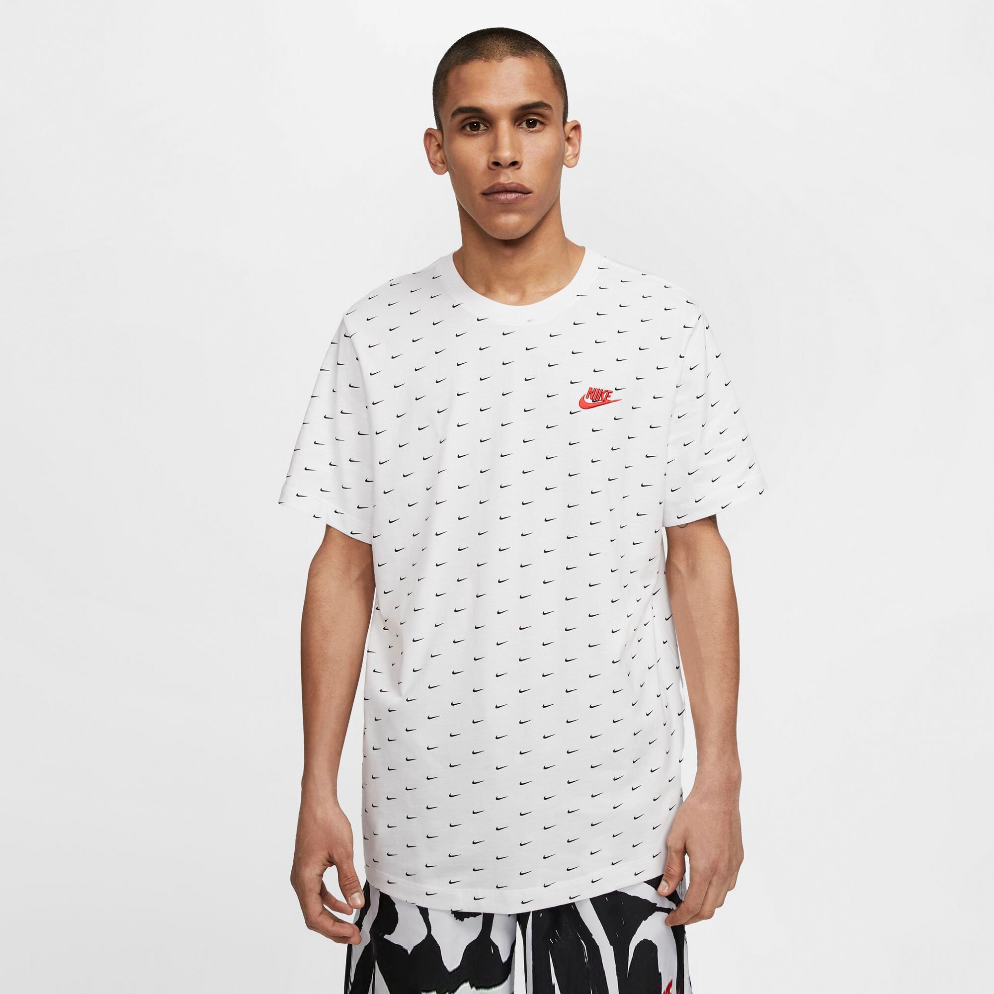 Nike mini swoosh tee top