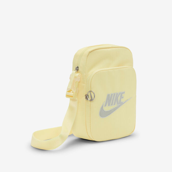 Nike Heritage Cross-Body Bag yellow Nike Heritage Cross-Body Bag yellow image number 2