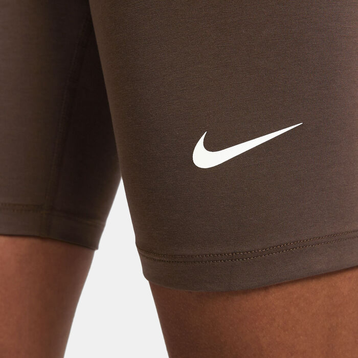 Nike Women's Sportswear Classic High-Waisted Biker Shorts Brown Nike Women's Sportswear Classic High-Waisted Biker Shorts Brown image number 3