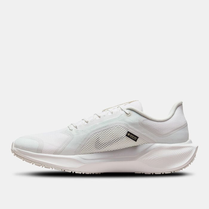 Nike Men's Pegasus 41 GORE-TEX Road Running Shoes White Nike Men's Pegasus 41 GORE-TEX Road Running Shoes White image number 2
