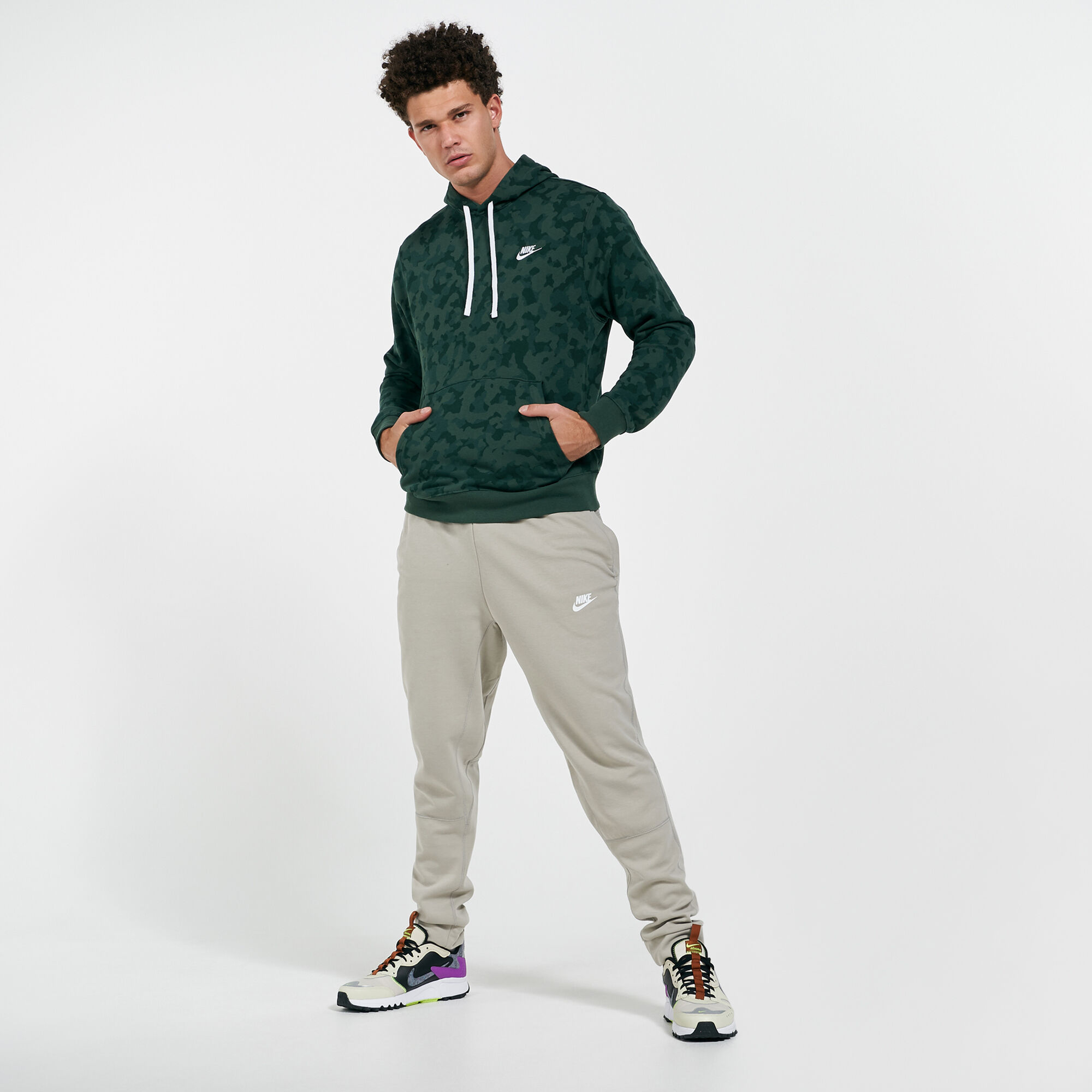 Nike club camo online hoodie in green