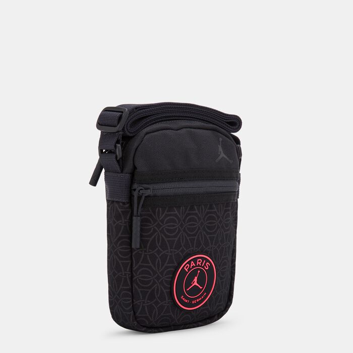 Jordan Paris Saint Germain Festival Bag Black Jordan Paris Saint Germain Festival Bag Black image number 2
