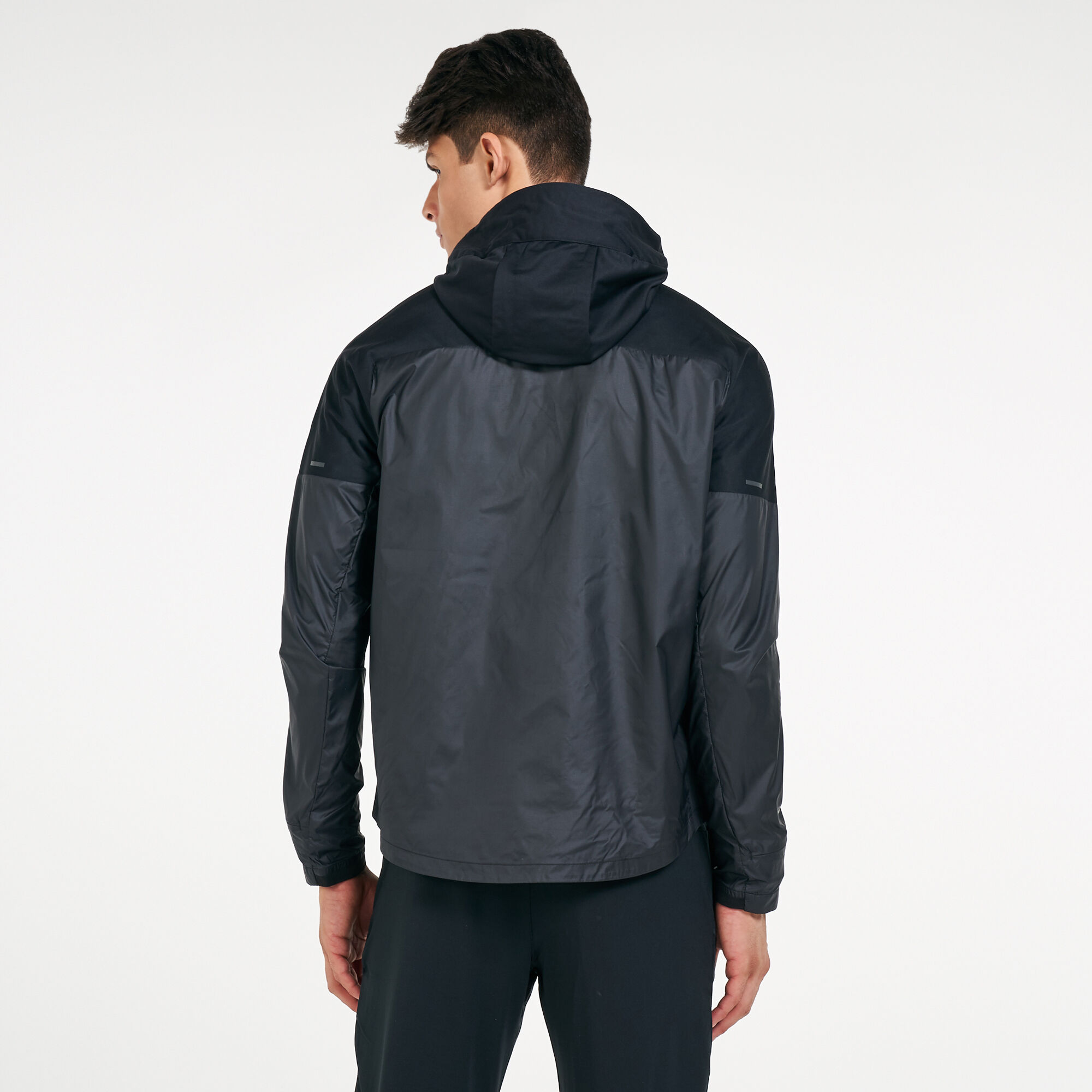 Nike sphere hotsell shieldrunner