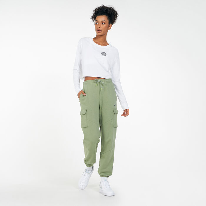 Nike Women's Sportswear Dance Cargo Pants Green Nike Women's Sportswear Dance Cargo Pants Green image number 2
