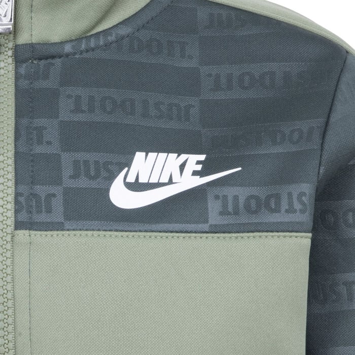 Nike Kids' Sportswear Club Tricot Tracksuit Green Nike Kids' Sportswear Club Tricot Tracksuit Green image number 5