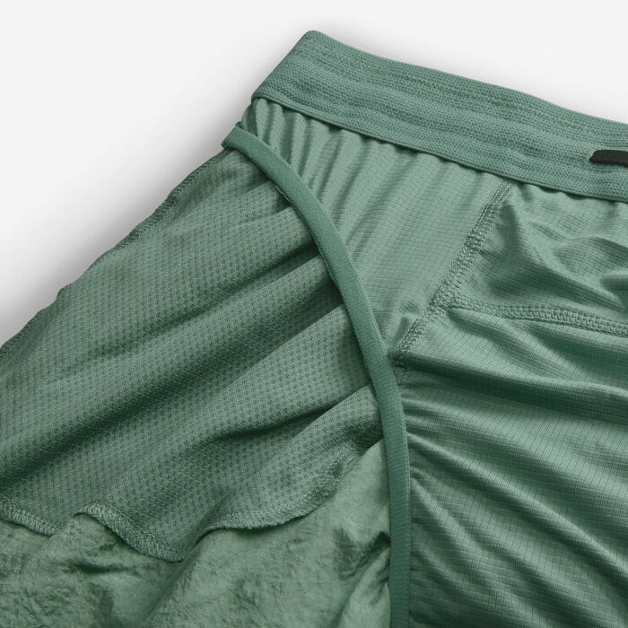 Nike Men's Stride Running Division Dri-FIT Running Shorts Green image number 3