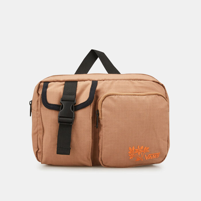 Vans Women's Lizzie Armanto Waist Pack Beige Vans Women's Lizzie Armanto Waist Pack Beige image number 0