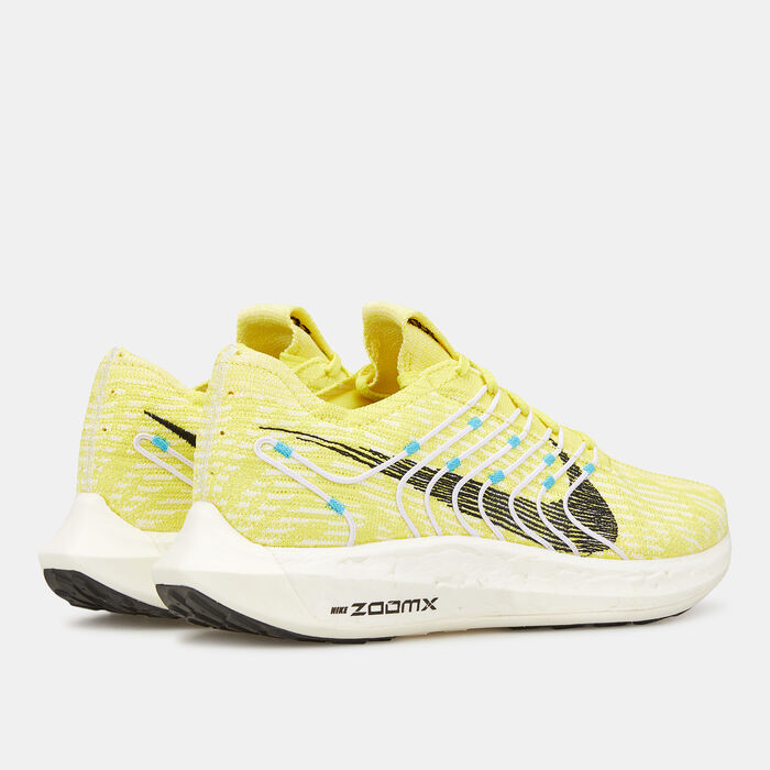 Nike Women's Pegasus Turbo Road RUnning Shoe yellow Nike Women's Pegasus Turbo Road RUnning Shoe yellow image number 3