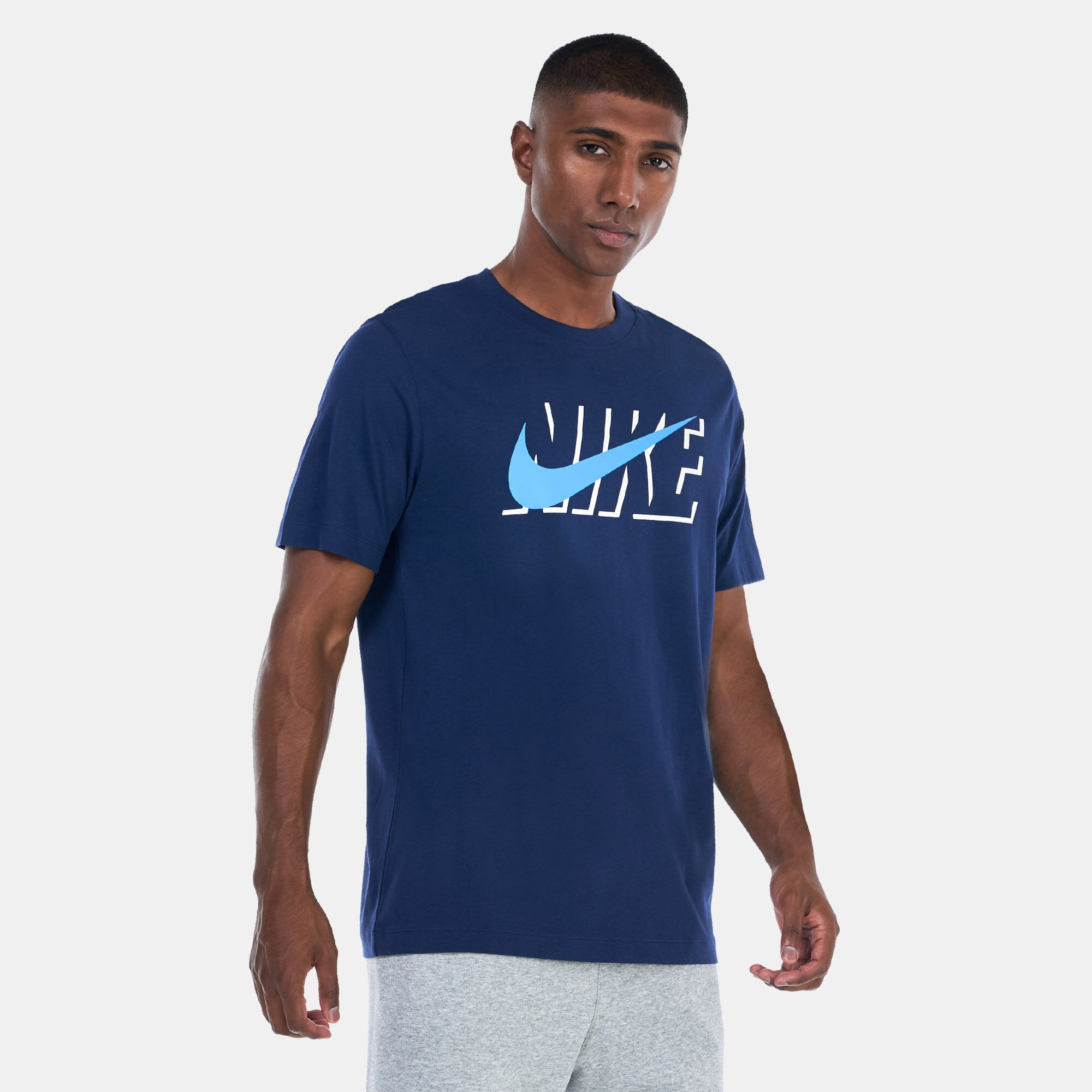 Nike sportswear block logo discount