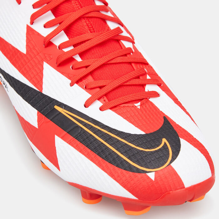 Men's Mercurial Superfly 8 Academy Multi-Ground Football Shoe Men's Mercurial Superfly 8 Academy Multi-Ground Football Shoe image number 4