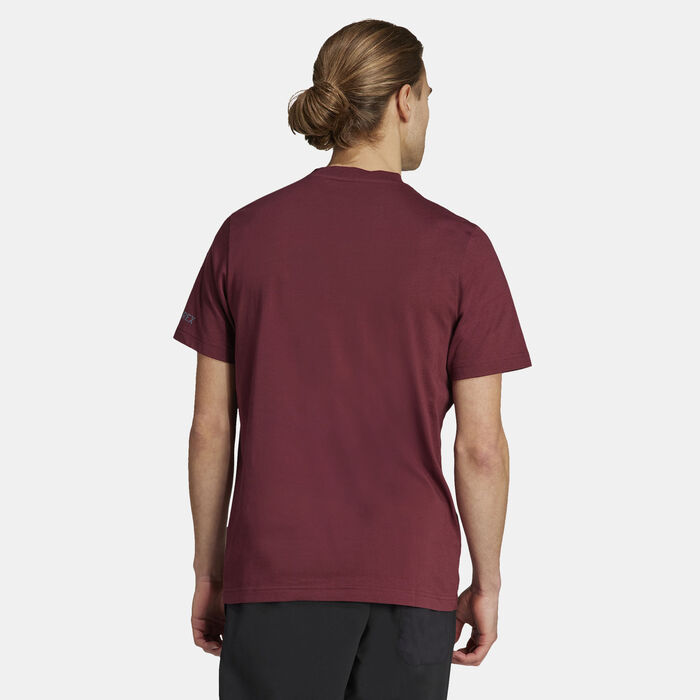 adidas Men's Terrex Graphic Pocket Print T-Shirt Maroon adidas Men's Terrex Graphic Pocket Print T-Shirt Maroon image number 1