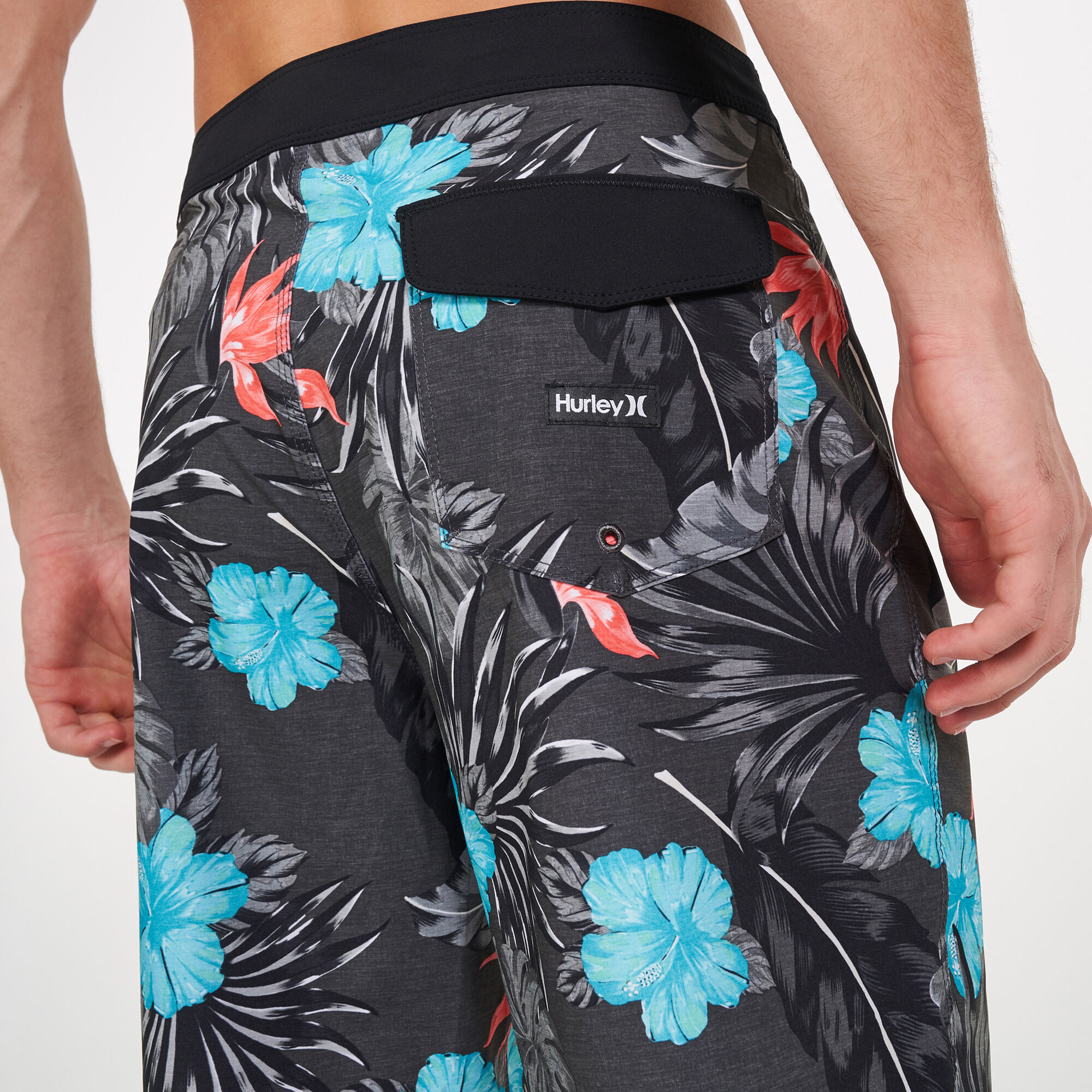 Buy Hurley Men s Phantom Lanai 20 Inch Boardshorts Grey in KSA SSS