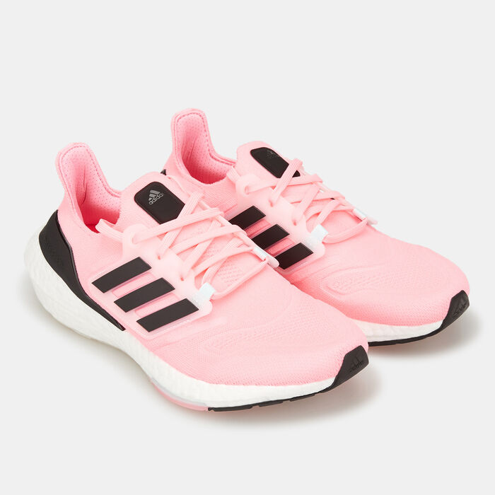 adidas Women's ULTRABOOST 22 Shoe Pink image number 1