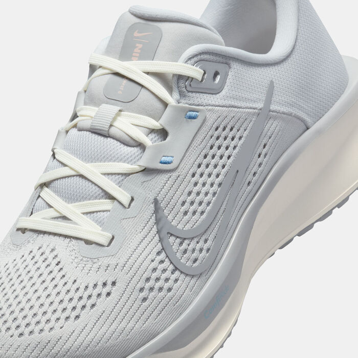 Nike Women's Quest 6 Road Running Shoes Grey Nike Women's Quest 6 Road Running Shoes Grey image number 4