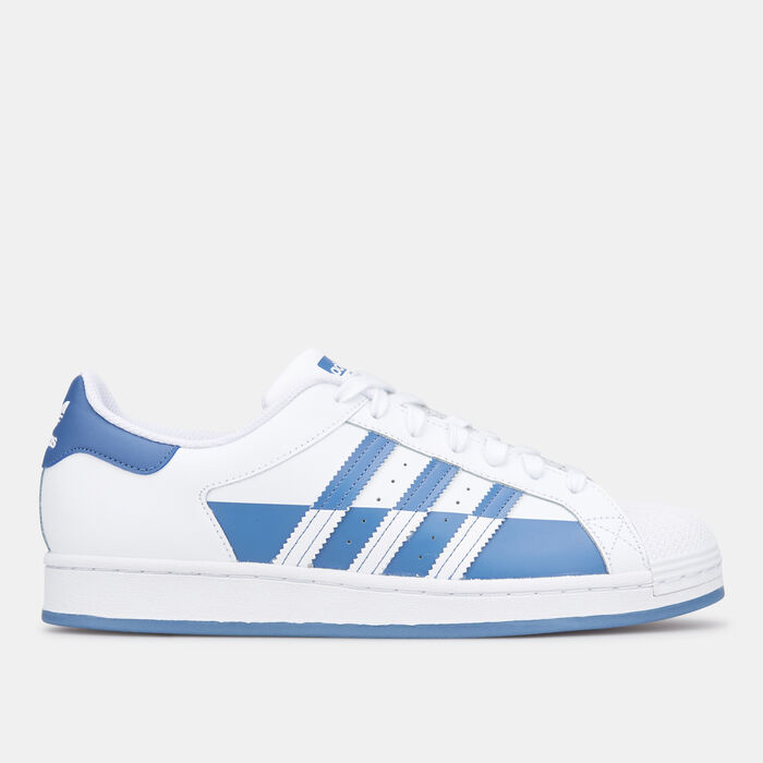 Men's Superstar Shoe Men's Superstar Shoe image number 0