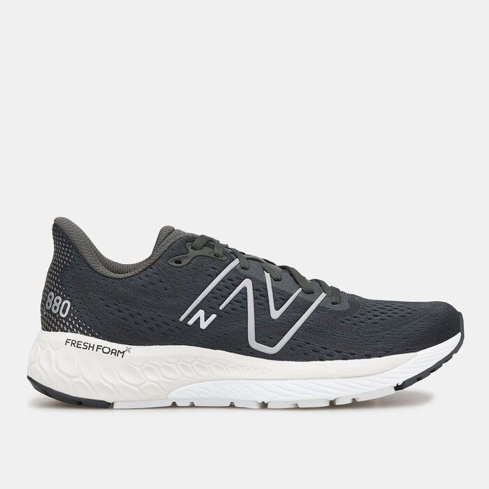 New Balance Women's 880v13 Shoe Black New Balance Women's 880v13 Shoe Black image number 0