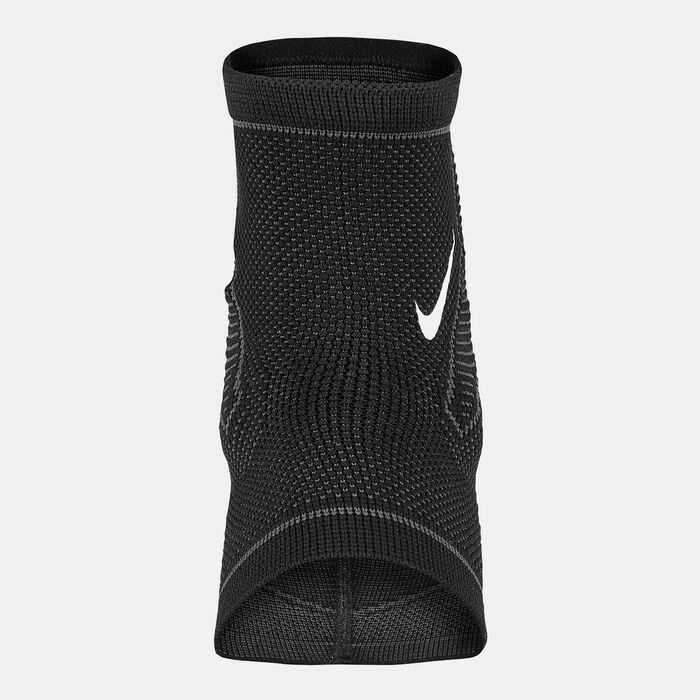 Nike Pro Knit Ankle Sleeve (M) Black Nike Pro Knit Ankle Sleeve (M) Black image number 0