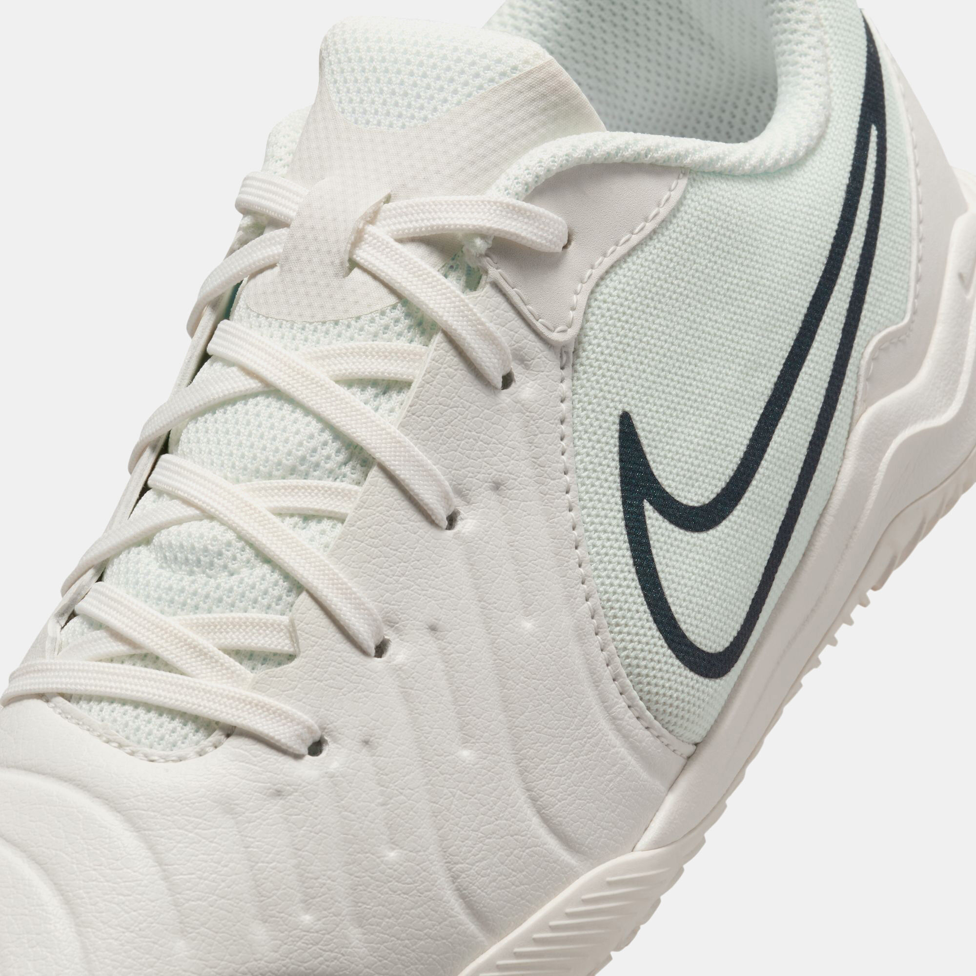 Kids Rose Lavelle Tiempo Legend 10 Academy 30 Indoor Court Football Shoes White Nike in KSA SSS