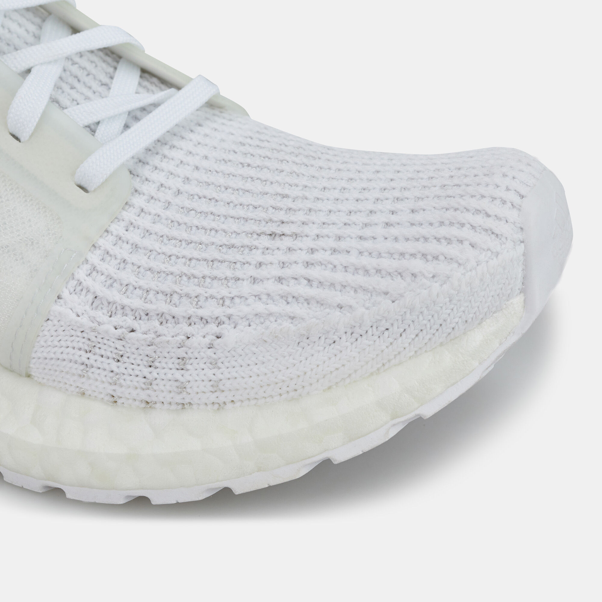Ultra boost 19 women's white size 7 discount