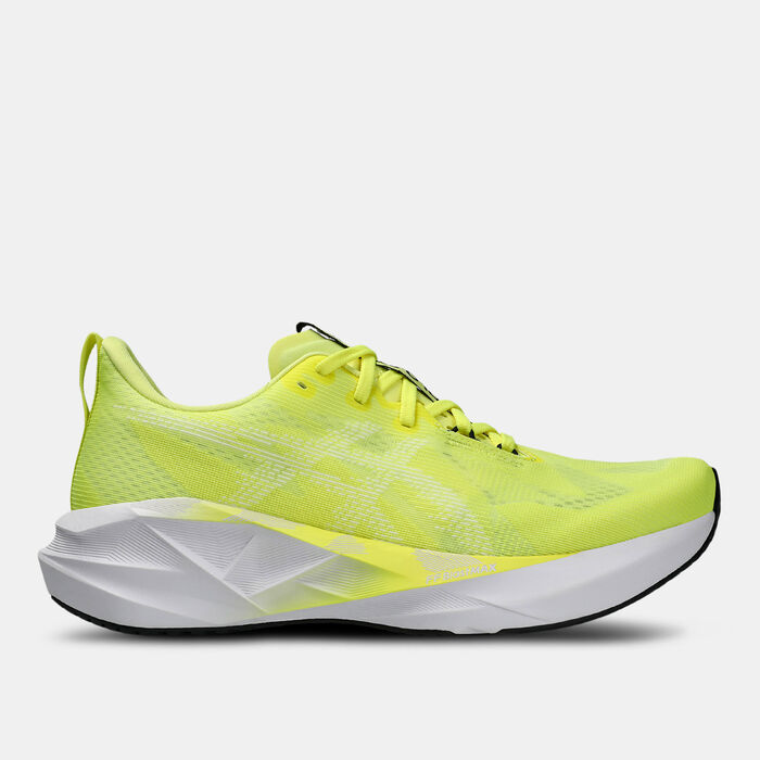 ASICS Men's NOVABLAST 5 Running Shoes Green ASICS Men's NOVABLAST 5 Running Shoes Green image number 0