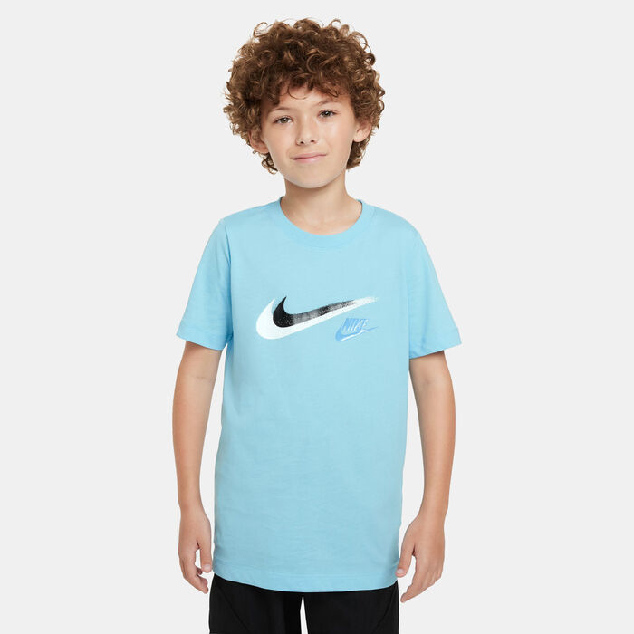 Nike Kids' Sportswear Graphic T-Shirt (Older Kids) Blue Nike Kids' Sportswear Graphic T-Shirt (Older Kids) Blue image number 0