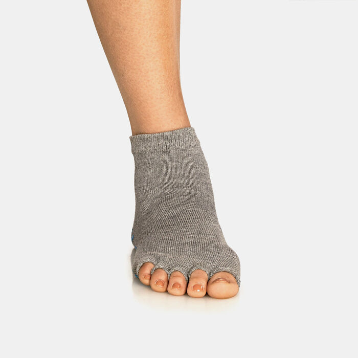 Gaiam Toeless Grippy Yoga Socks (1 Pair) Grey Gaiam Toeless Grippy Yoga Socks (1 Pair) Grey image number 0