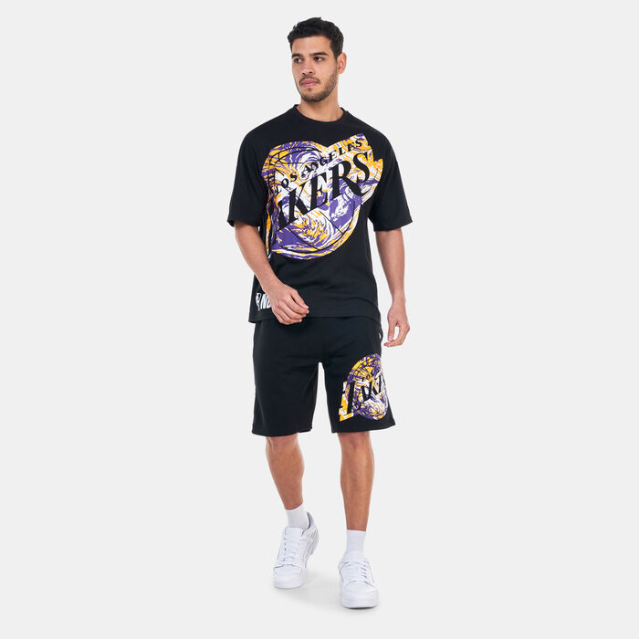 New Era Men's NBA Los Angeles Lakers Infill Graphic T-Shirt Black New Era Men's NBA Los Angeles Lakers Infill Graphic T-Shirt Black image number 2