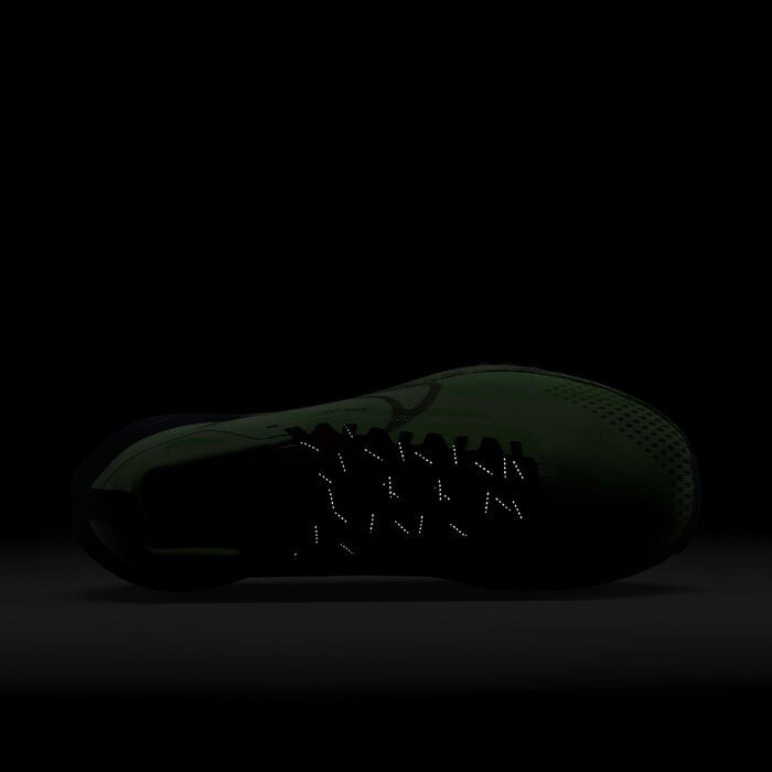 Nike Men's Pegasus Trail 4 GORE-TEX Waterproof Trail-Running Shoes Green Nike Men's Pegasus Trail 4 GORE-TEX Waterproof Trail-Running Shoes Green image number 8