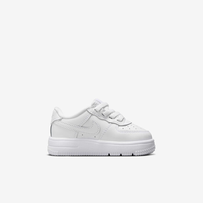 Nike Kids' Force 1 Low EasyOn Shoes White Nike Kids' Force 1 Low EasyOn Shoes White image number 2