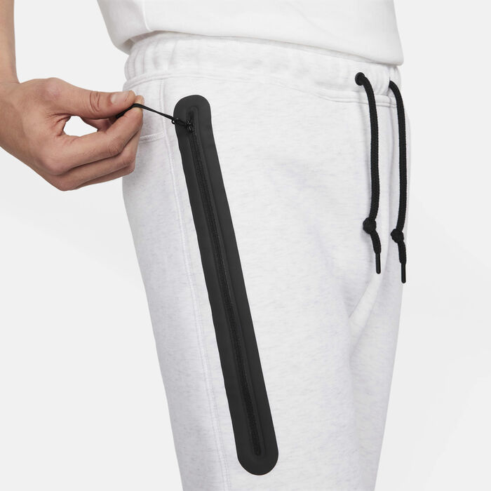 Nike Men's Sportswear Tech Fleece Joggers Ivory Nike Men's Sportswear Tech Fleece Joggers Ivory image number 4