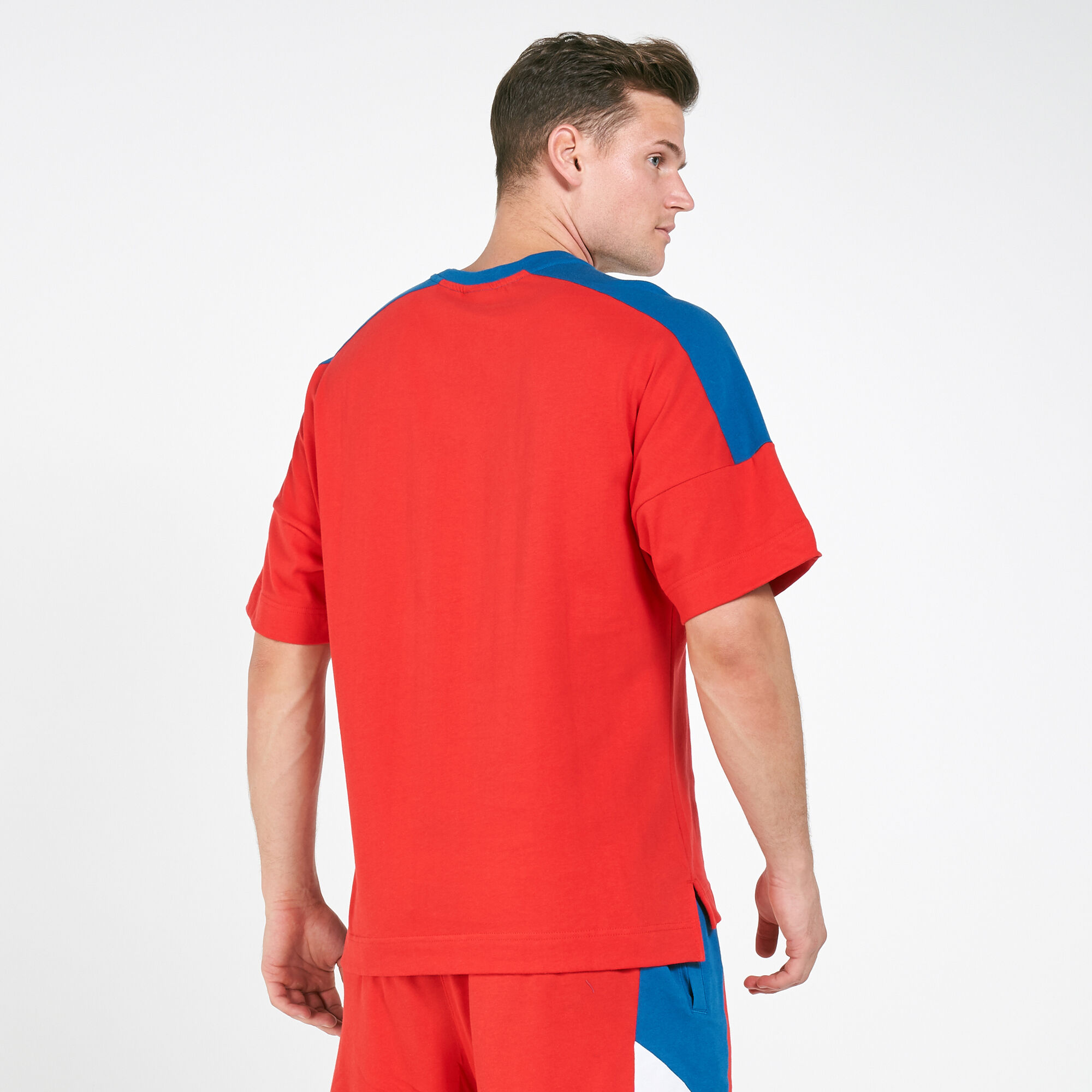 Nike colour block t on sale shirt