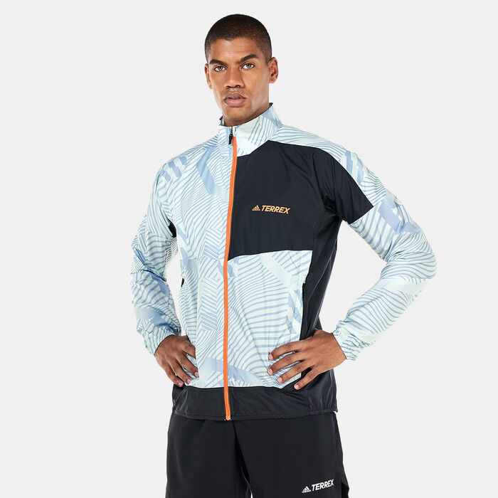 adidas Men's Terrex Trail Running Printed Wind Jacket Green image number 0