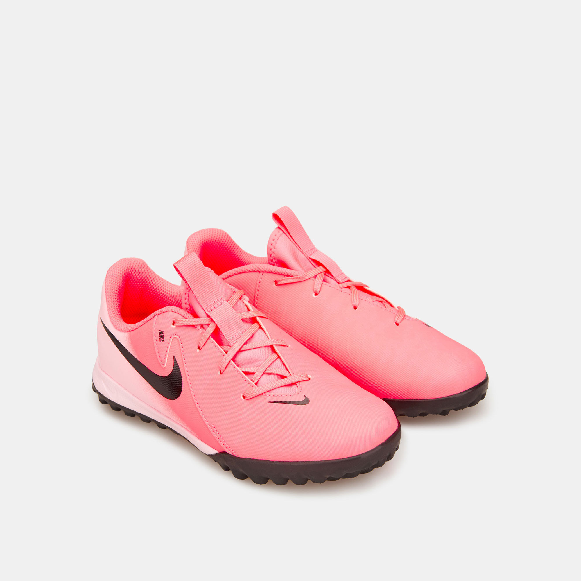 Nike kids studs 2025