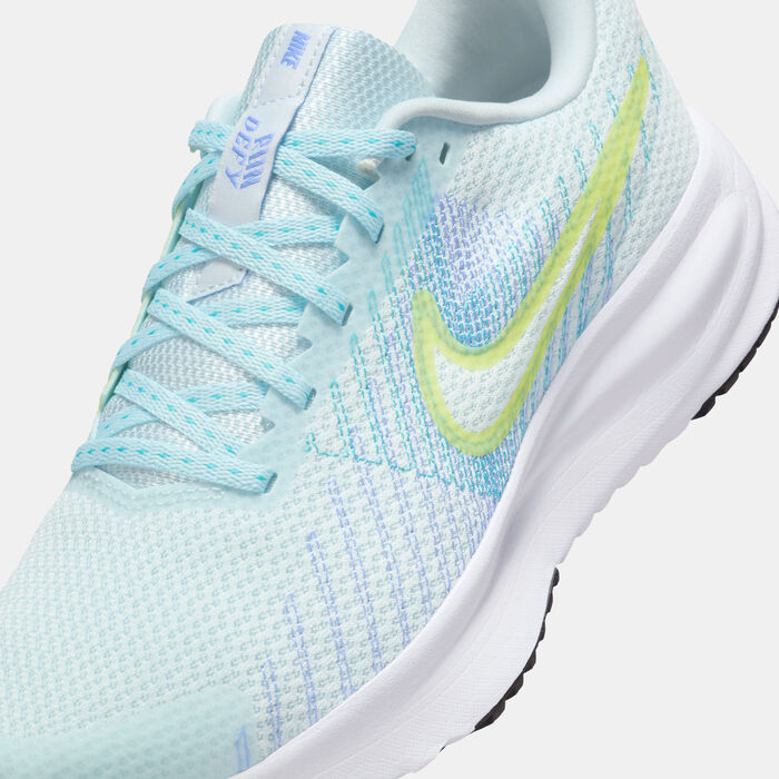 Nike Women's Run Defy Road Running Shoes Blue image number 4