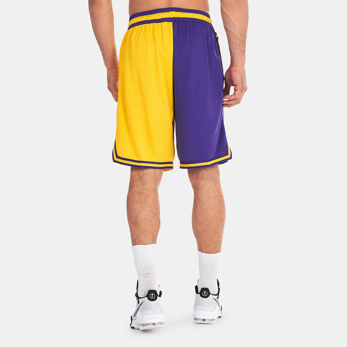 Nike Men's NBA Los Angeles Lakers Courtside Graphic Shorts yellow Nike Men's NBA Los Angeles Lakers Courtside Graphic Shorts yellow image number 1