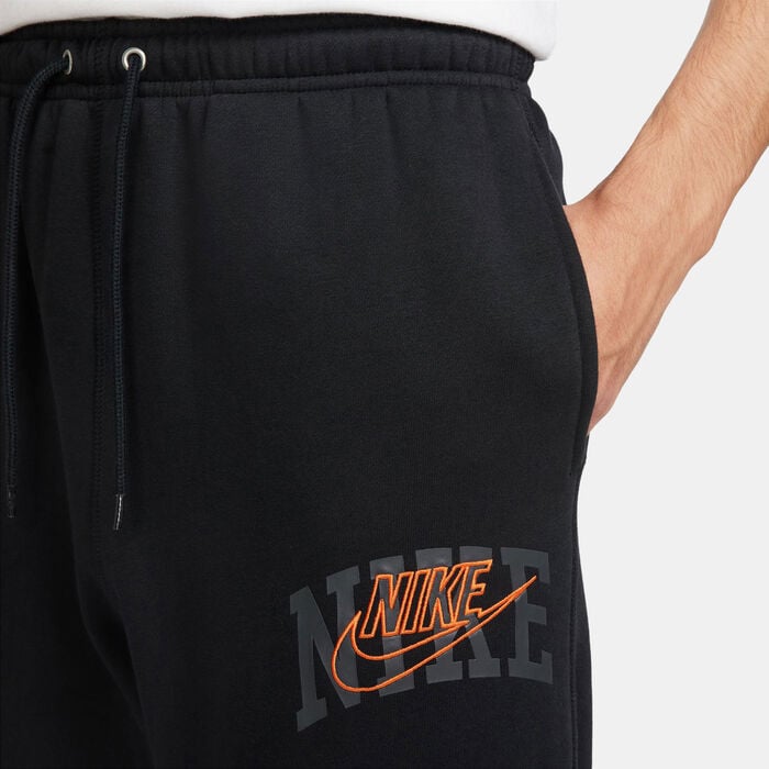 Nike Men's Club Fleece Cuffed Trousers Black Nike Men's Club Fleece Cuffed Trousers Black image number 3