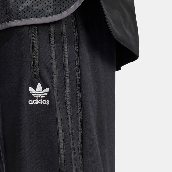 adidas Originals Men's Monogram 2 Track Pants Black adidas Originals Men's Monogram 2 Track Pants Black image number 3