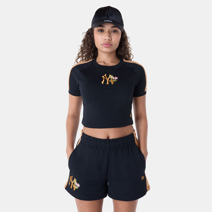 New Era Women's MLB New York Yankees Floral T-Shirt Black image number 0