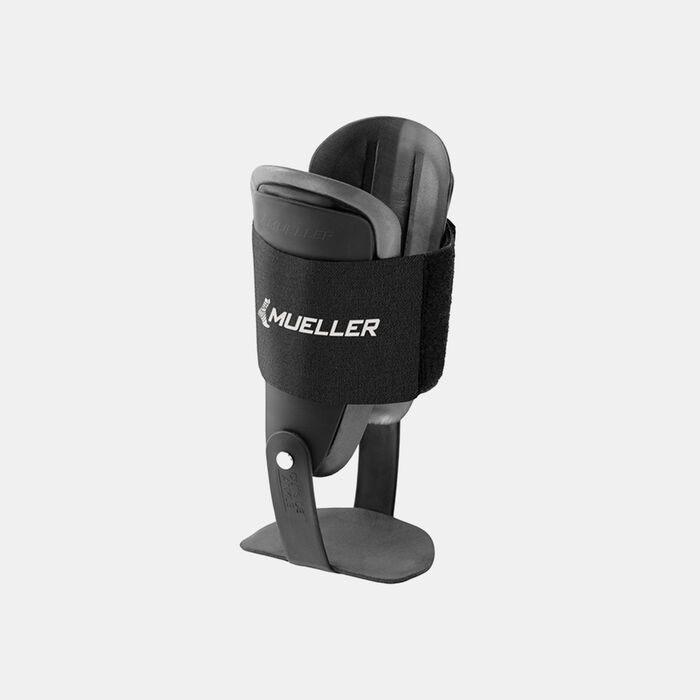 Mueller Lite Ankle Brace (One Size) Black Mueller Lite Ankle Brace (One Size) Black image number 0