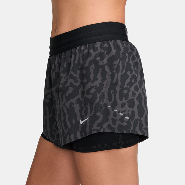 Nike Women's Swift Dri-FIT 2-in-1 Printed Running Shorts Black Nike Women's Swift Dri-FIT 2-in-1 Printed Running Shorts Black image number 2