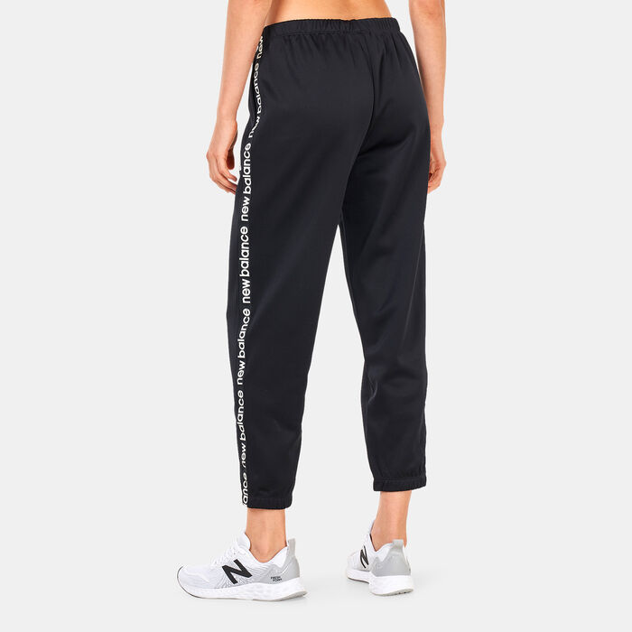 New Balance Women's Relentless Performance Fleece Pants Black New Balance Women's Relentless Performance Fleece Pants Black image number 1