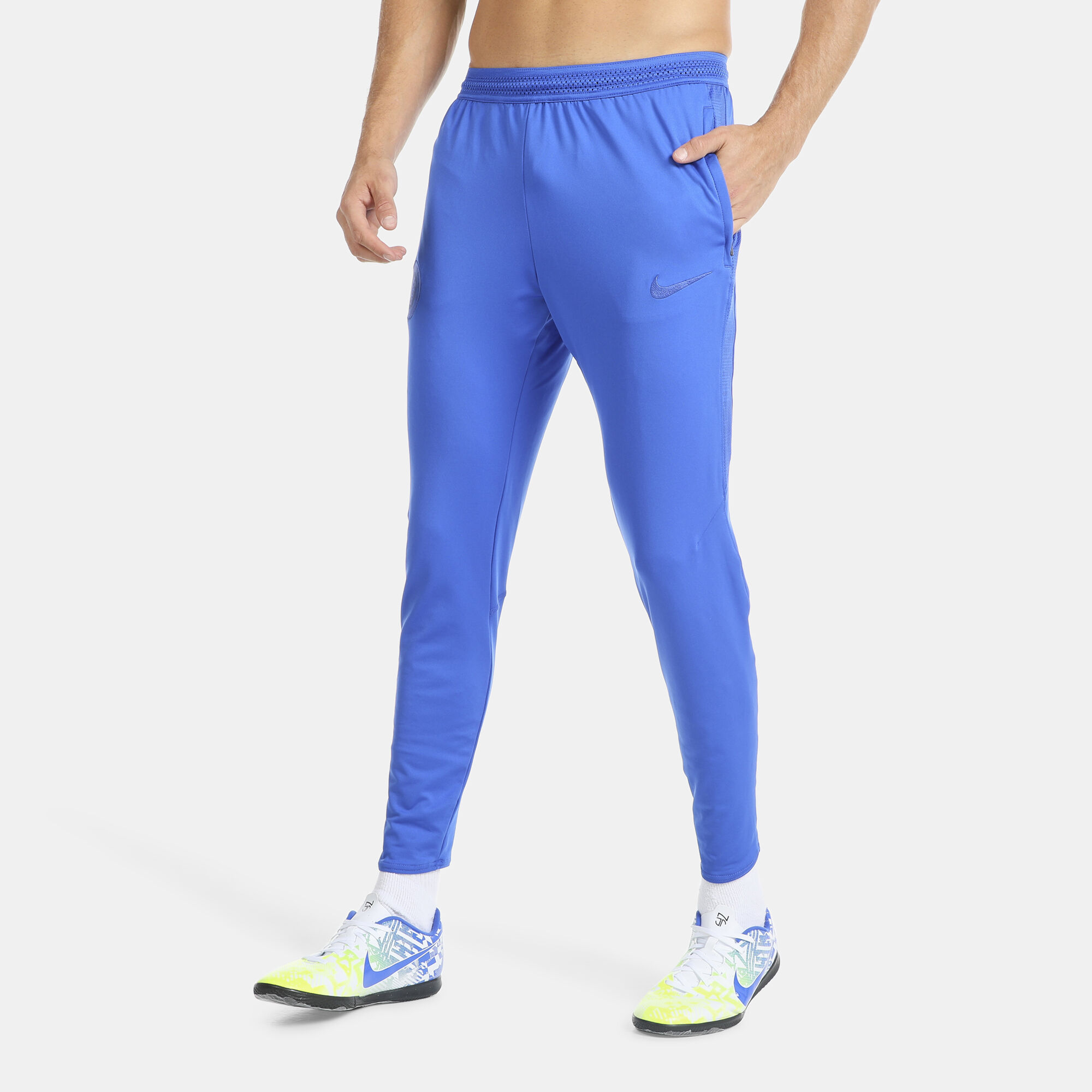 Buy Nike Men s Chelsea FC Dri FIT Strike Pants Blue in KSA SSS