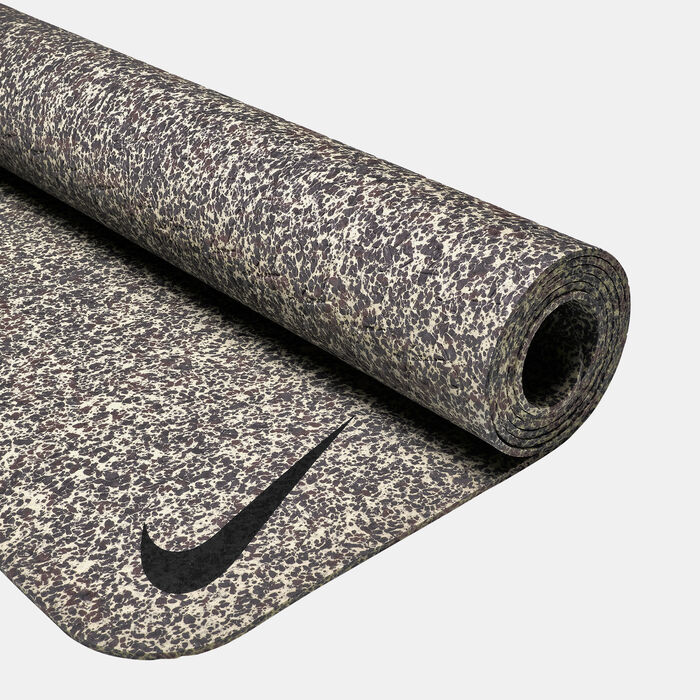 Nike Flow Yoga Mat (4mm) Grey Nike Flow Yoga Mat (4mm) Grey image number 3
