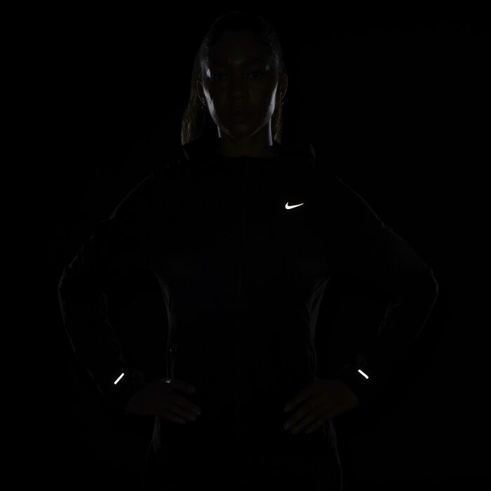 Nike Women's Swift UV Running Jacket Black image number 8